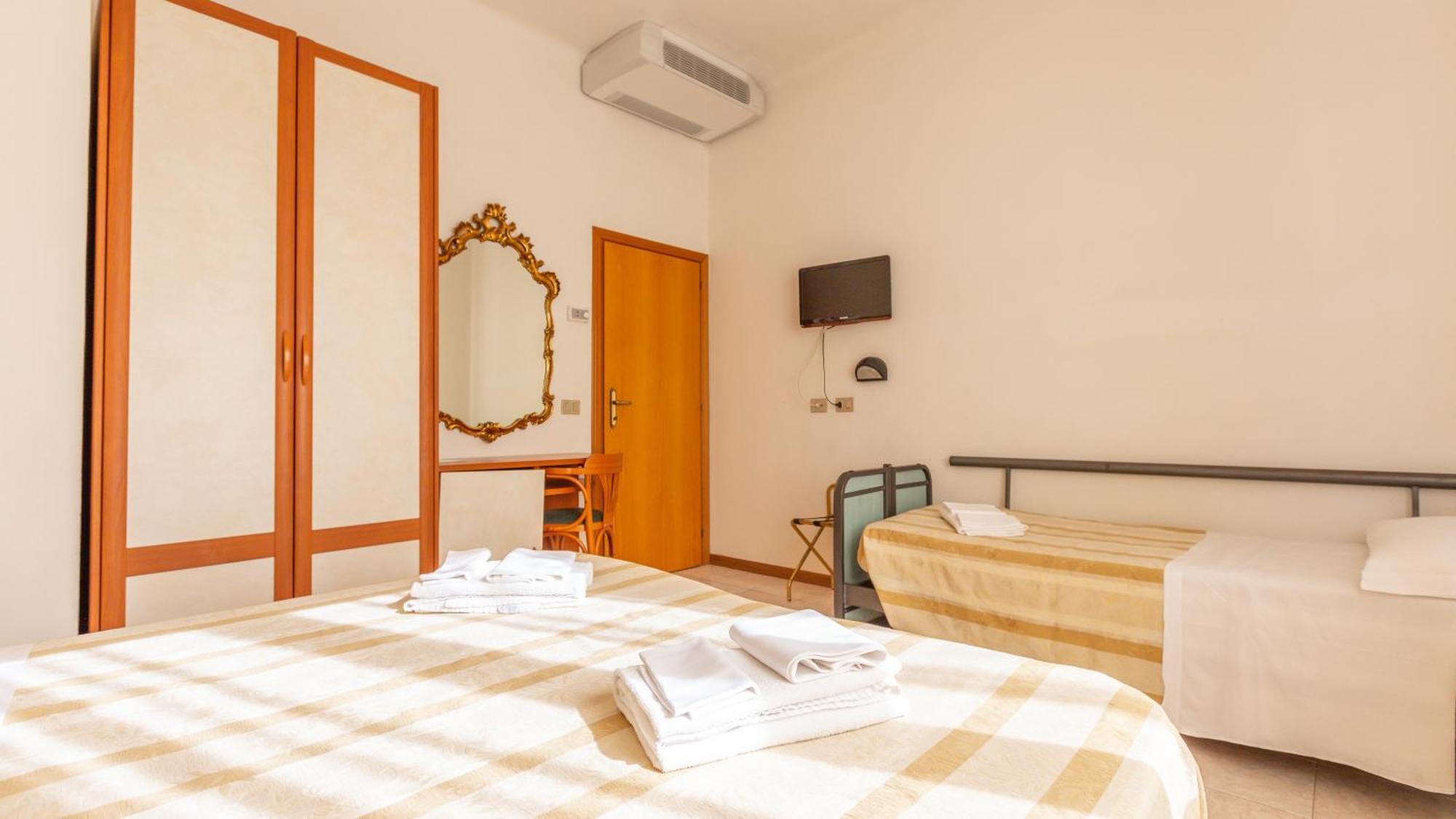 Hotel Parco Fellini Rimini Ngoại thất bức ảnh