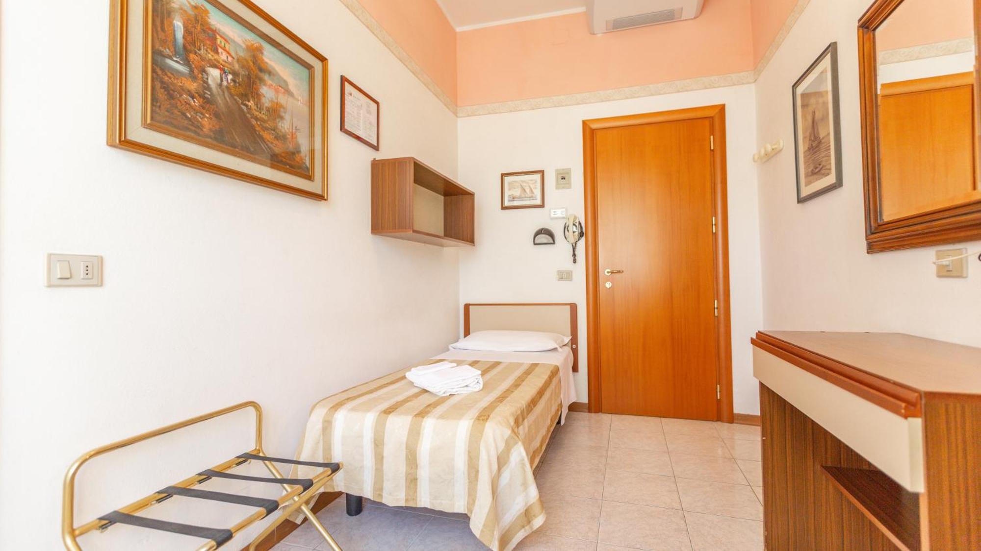 Hotel Parco Fellini Rimini Ngoại thất bức ảnh
